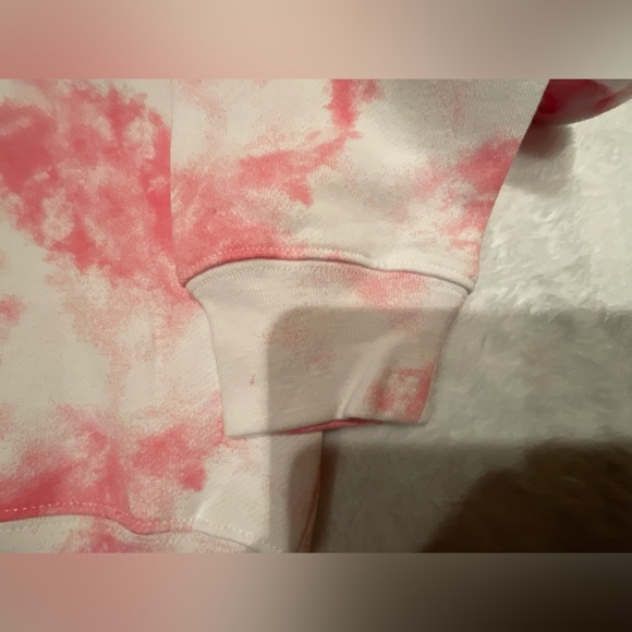 SpongeBob SquarePants Juniors Pink Cloud Tie-Dyed Cropped Sweatshirt Size Large - Picture 8 of 15